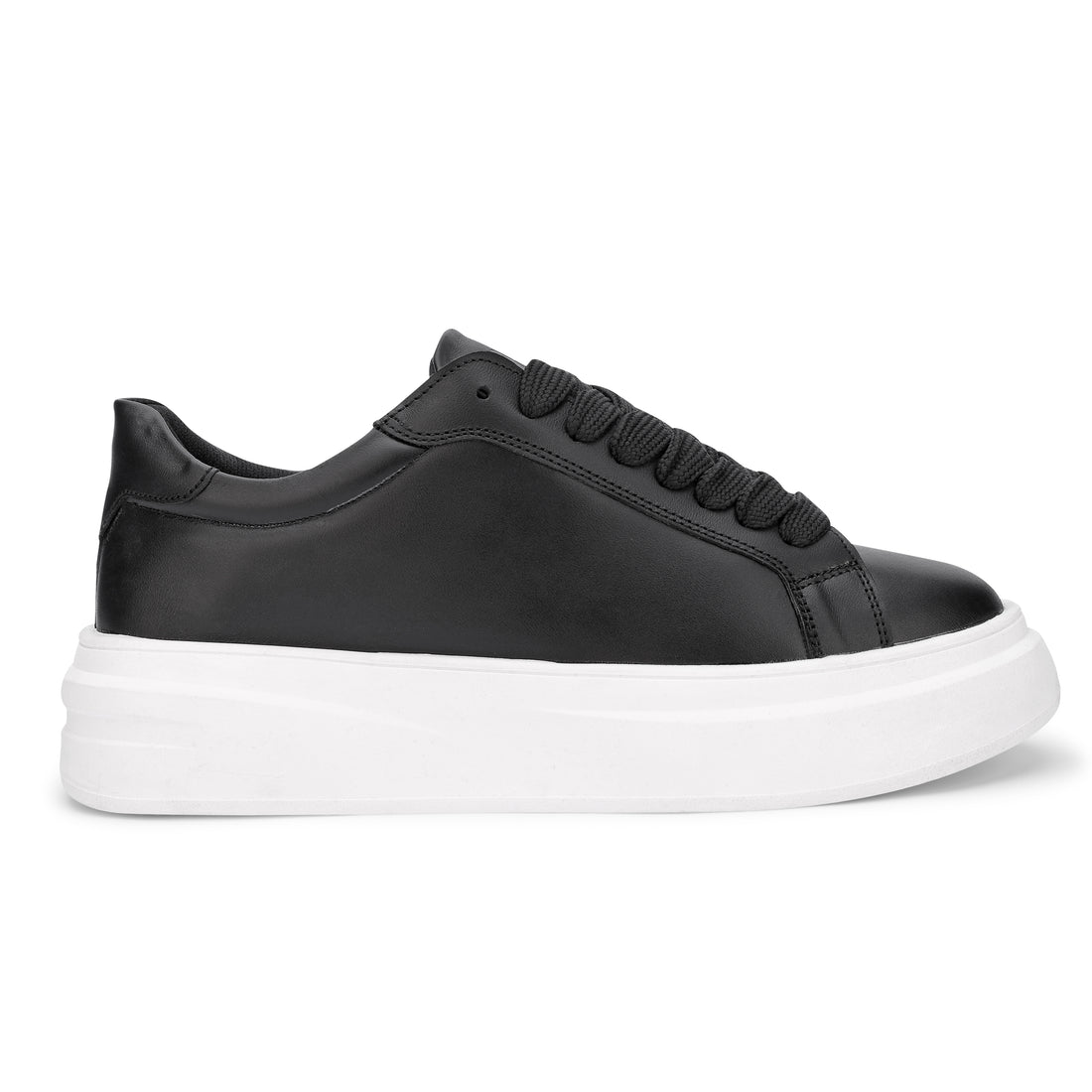 BlancPeak | Plain Black Sneakers