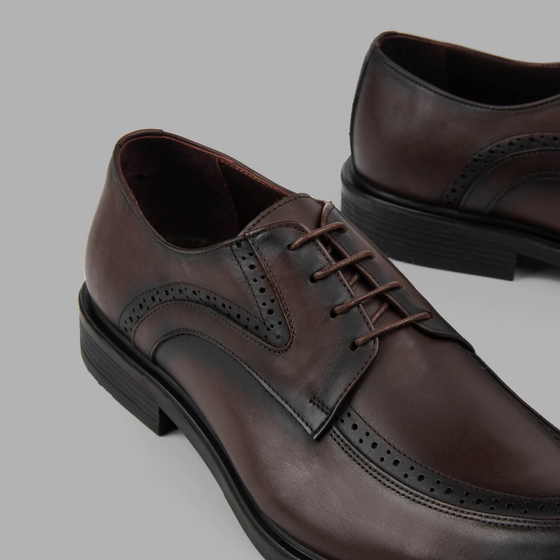 Derby Semi Brogue Shoes - Brown